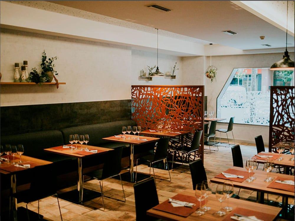 מירנדה דה אברו Sercotel Ciudad De Miranda מראה חיצוני תמונה