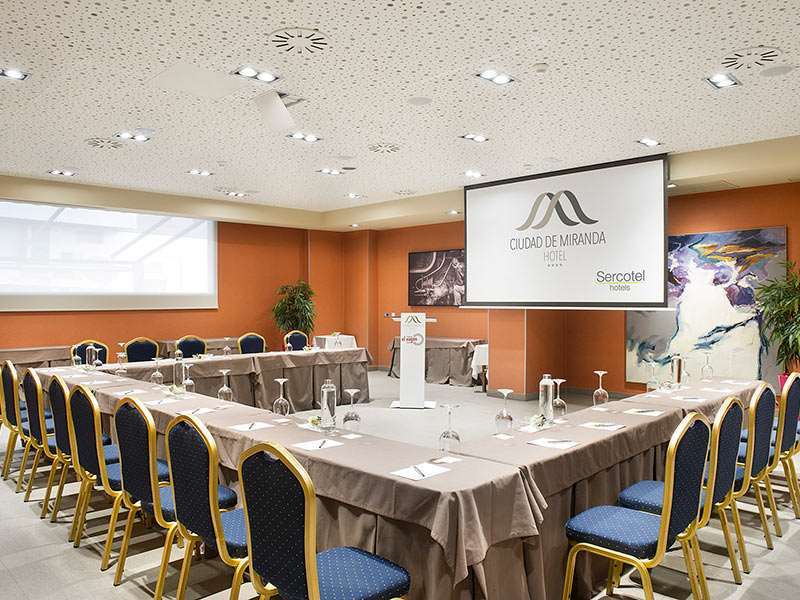 מירנדה דה אברו Sercotel Ciudad De Miranda מראה חיצוני תמונה